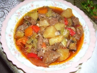 Fırında Etli Güveç Tarifi ve Malzemeleri